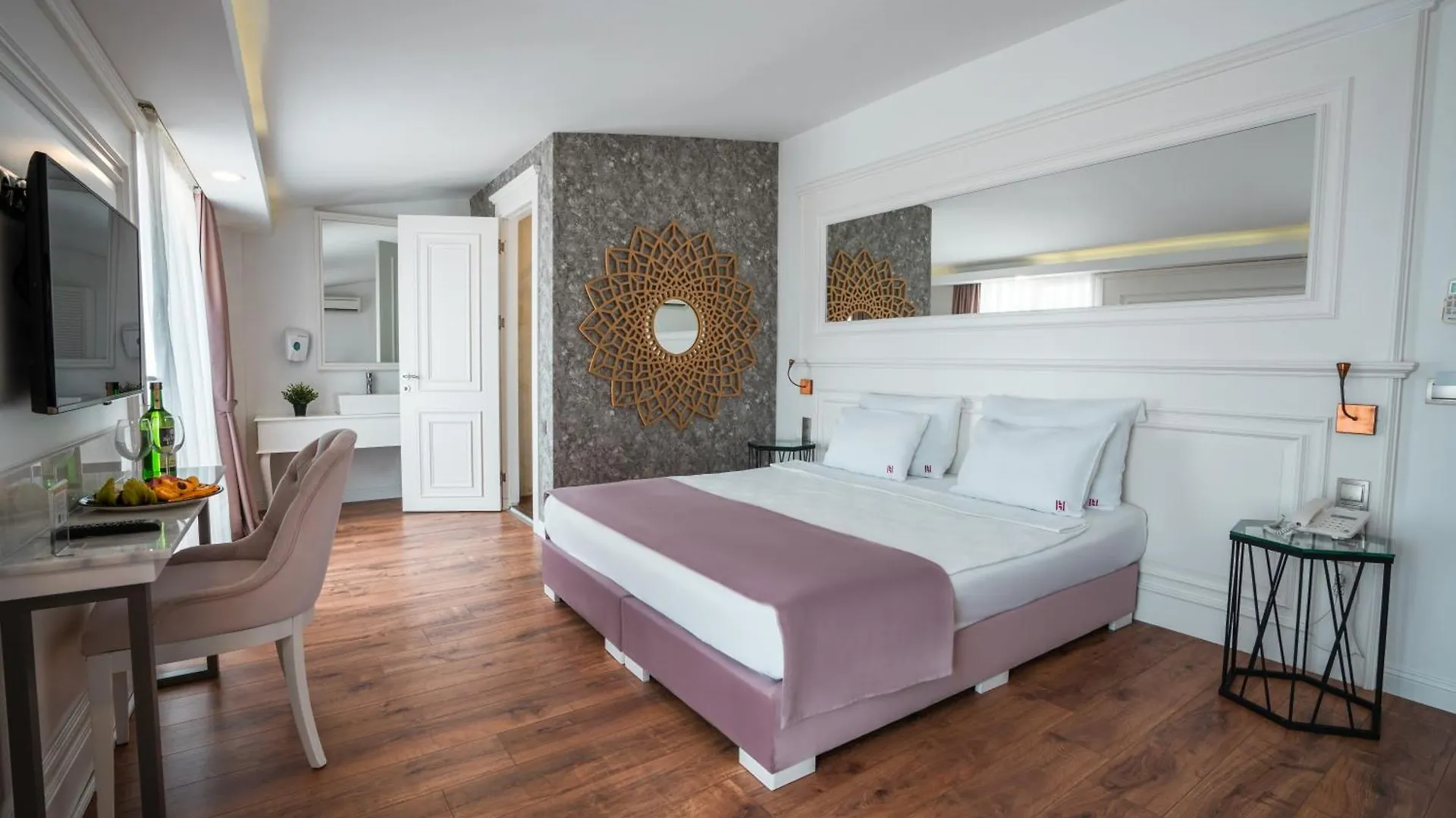 Nun Hotel 안탈리아